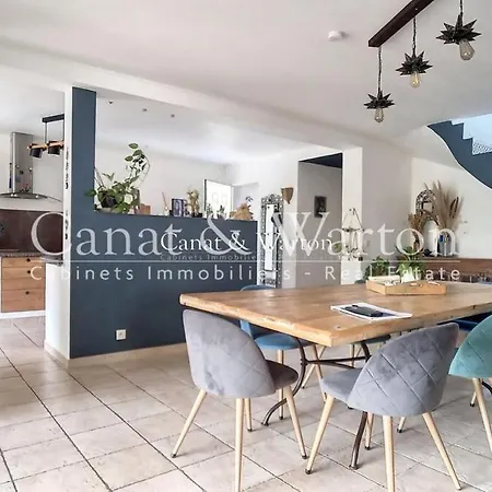 Semesterbostad Modern With Pool Fréjus