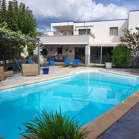 Casa de Férias Modern With Pool *